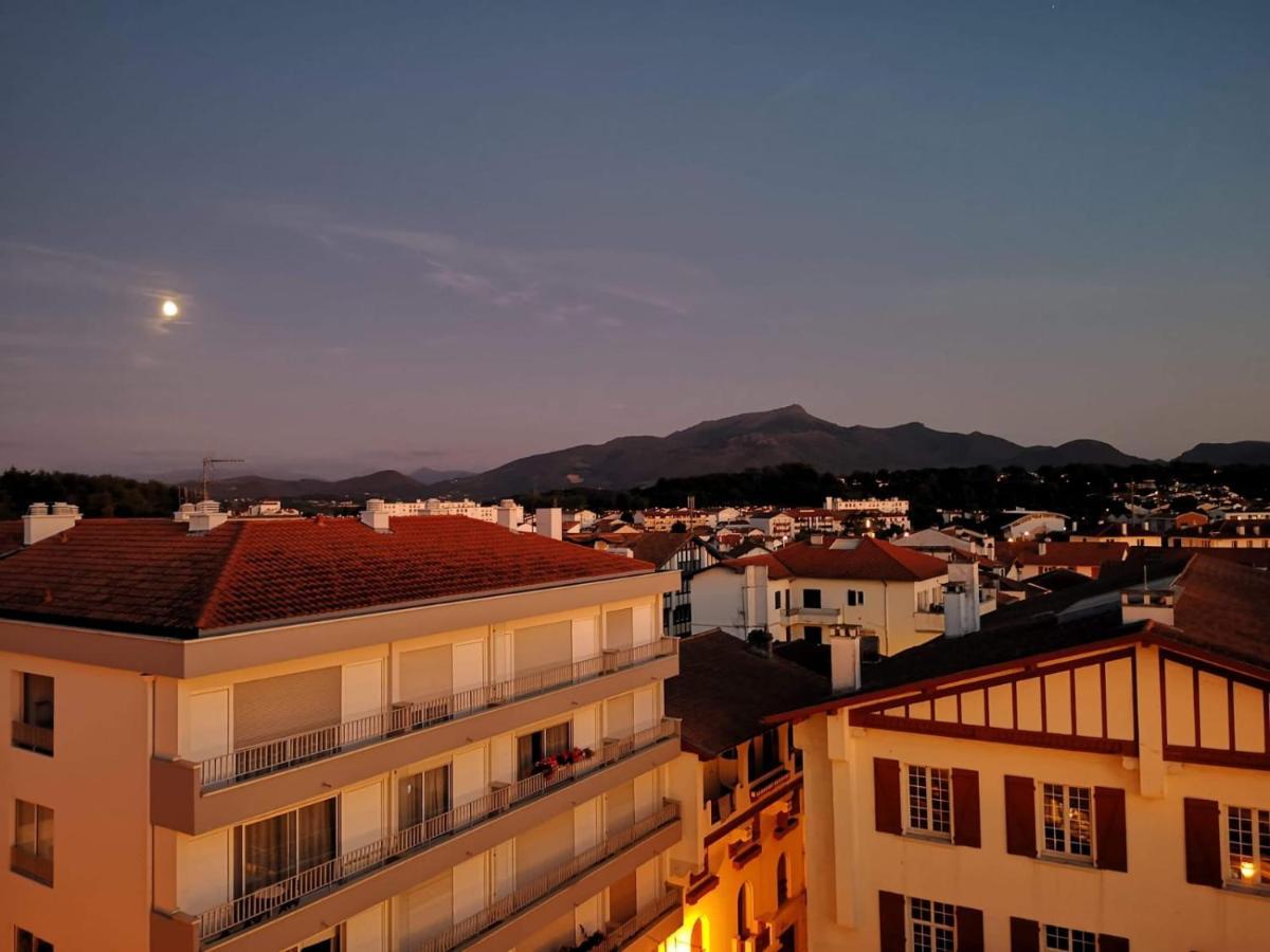 Studio hyper centre avec vue sur les Pyrénées San Juan de Luz Exterior foto