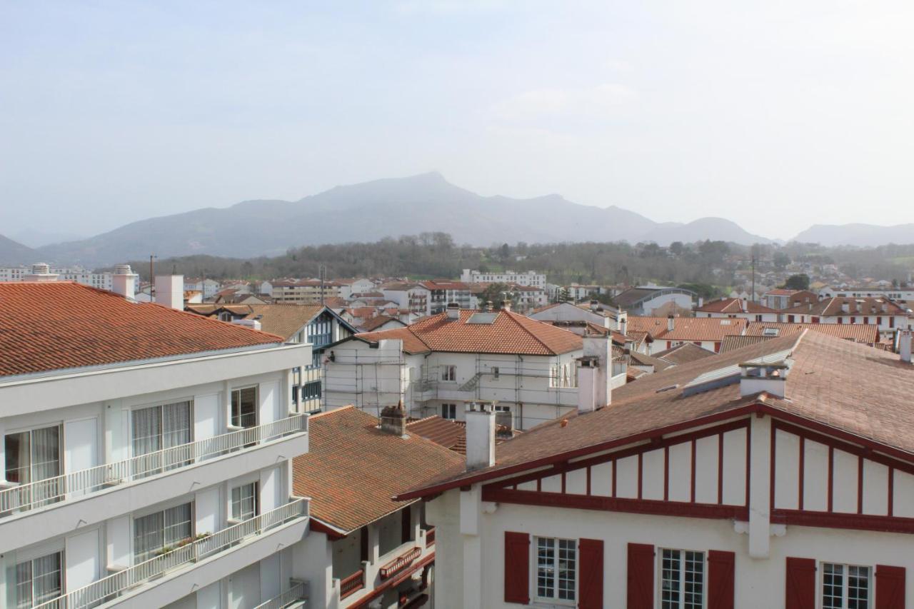 Studio hyper centre avec vue sur les Pyrénées San Juan de Luz Exterior foto